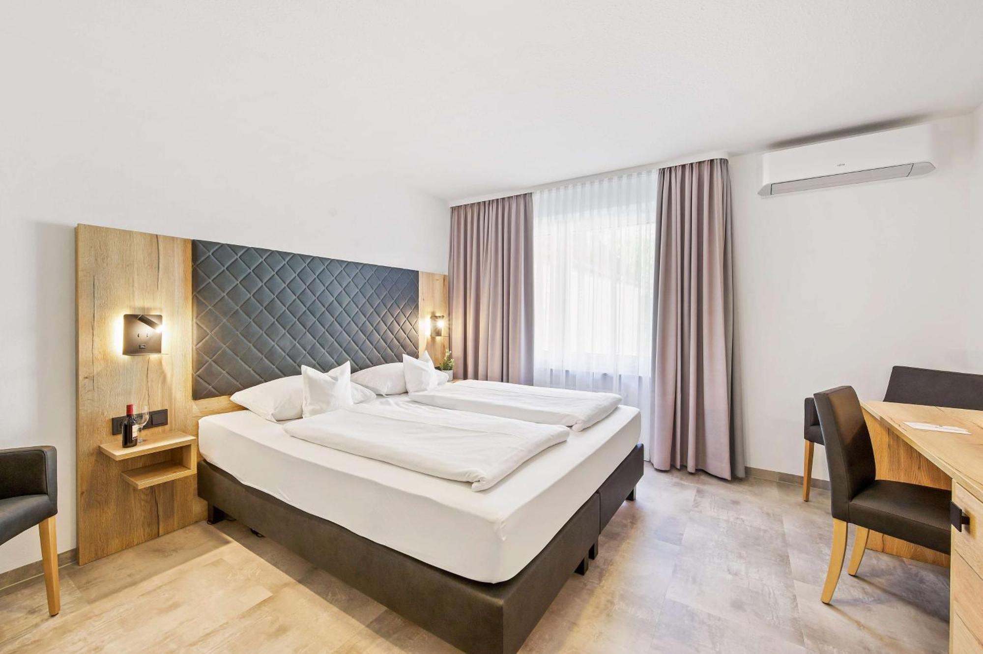 Best Western Hotel Favorit Ludwigsburg Esterno foto