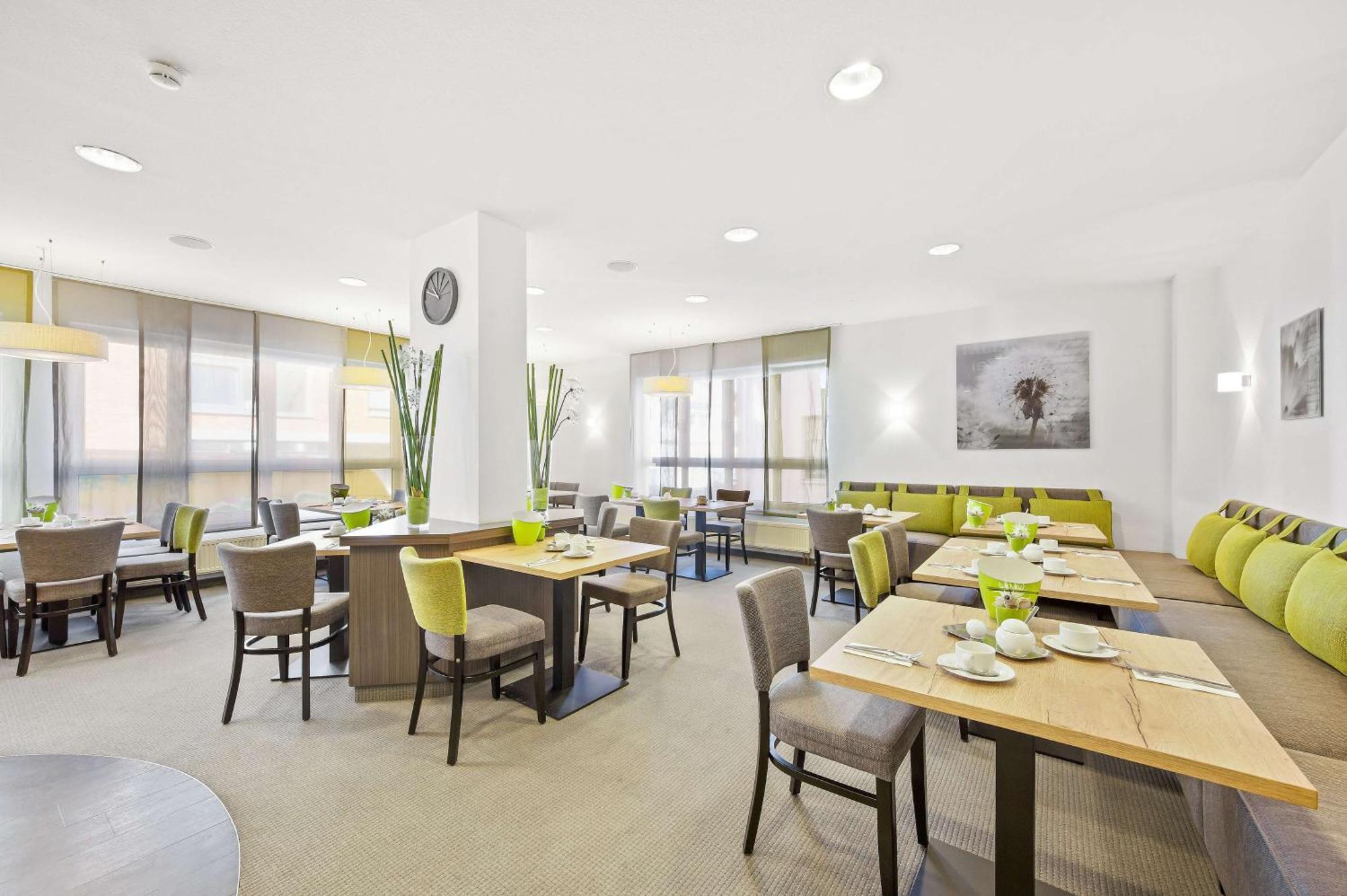 Best Western Hotel Favorit Ludwigsburg Esterno foto