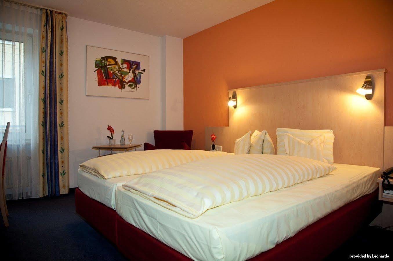 Best Western Hotel Favorit Ludwigsburg Esterno foto